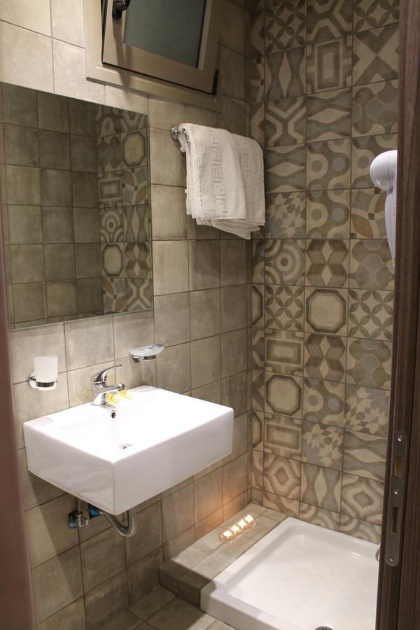 Galaxy Hotell Loutra Ipatis Exteriör bild